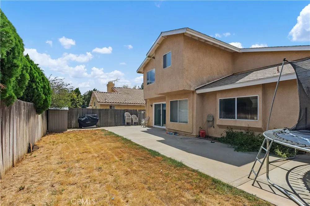 1004 Radka Beaumont, CA 92223
