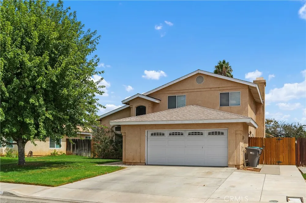 1004 Radka Beaumont, CA 92223