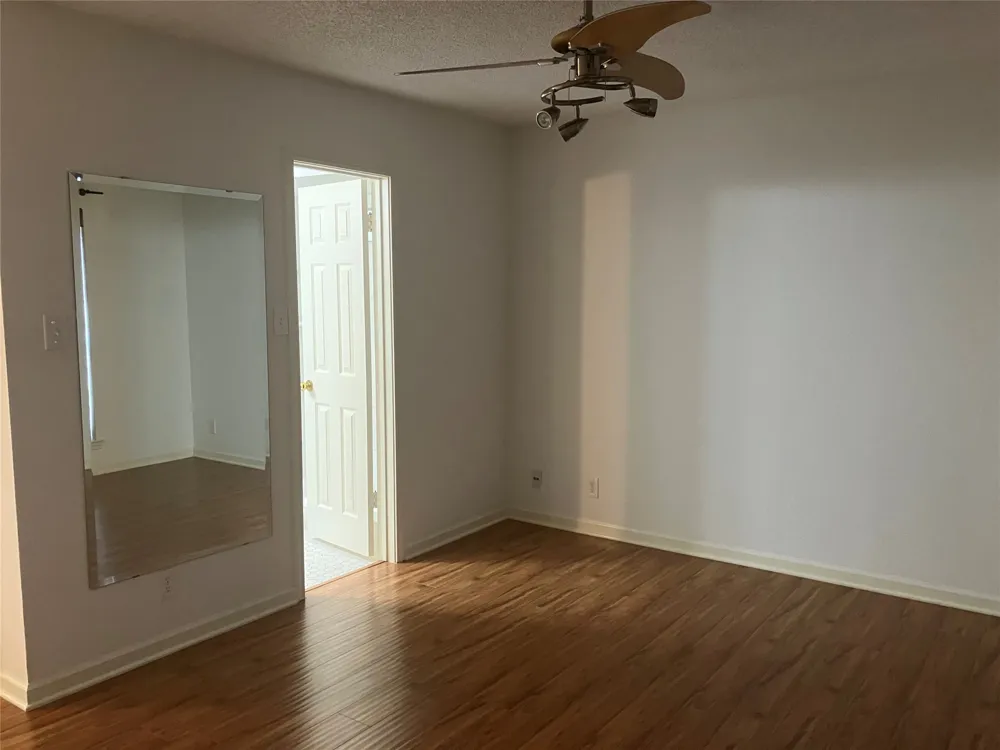 3809 Spicewood Springs Road #202 Austin, TX 78759