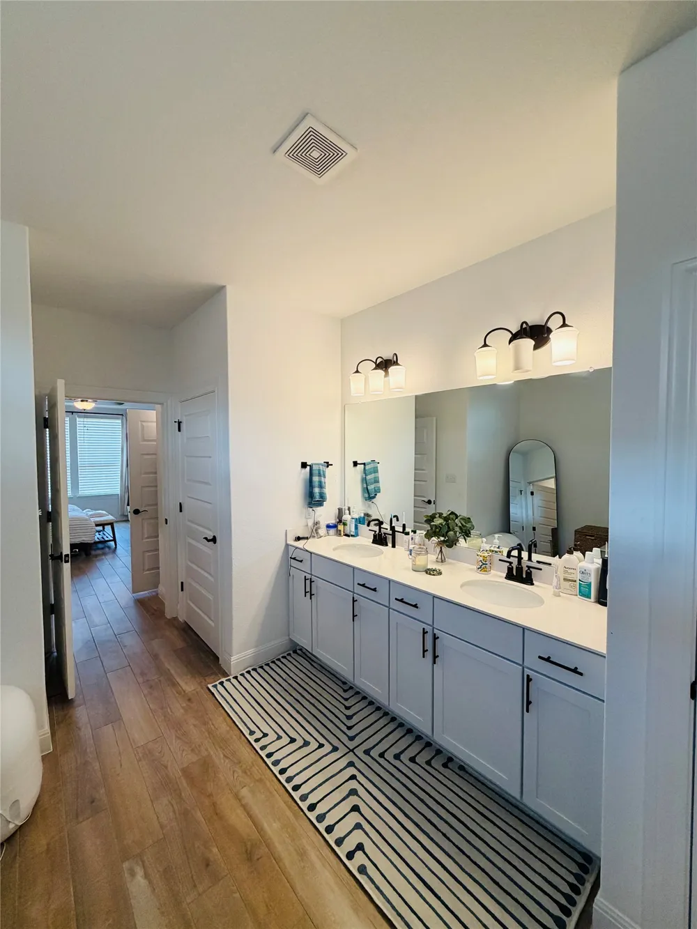 268 Fish Trap Road Dripping Springs, TX 78620