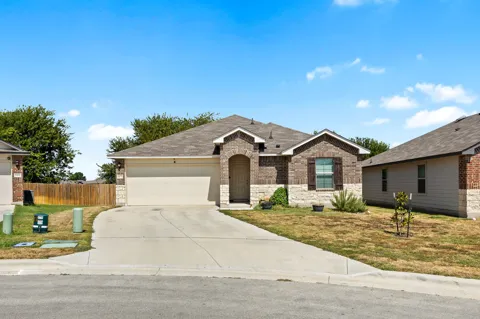 603 Taggart Trail