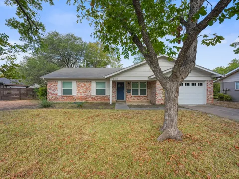 8010 Camden Drive