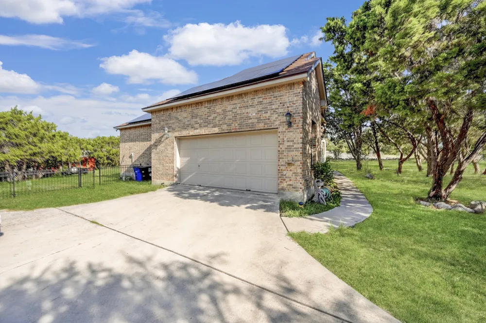 643 Shady Hollow New Braunfels, TX 78132