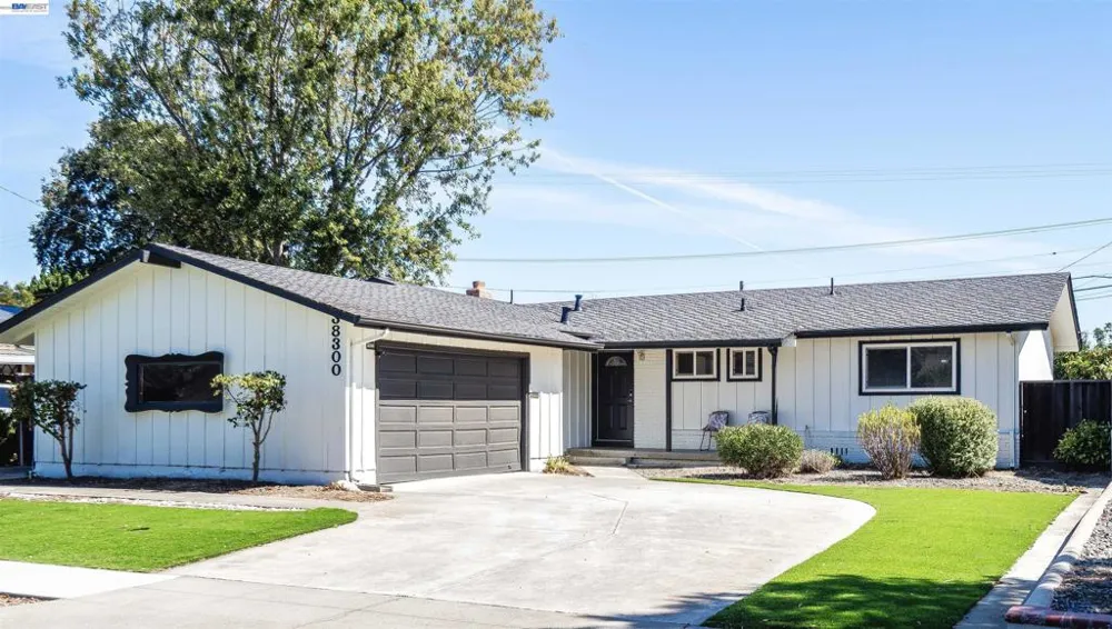 38300 Acacia St Fremont, CA 94536