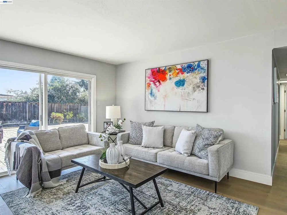 38300 Acacia St Fremont, CA 94536