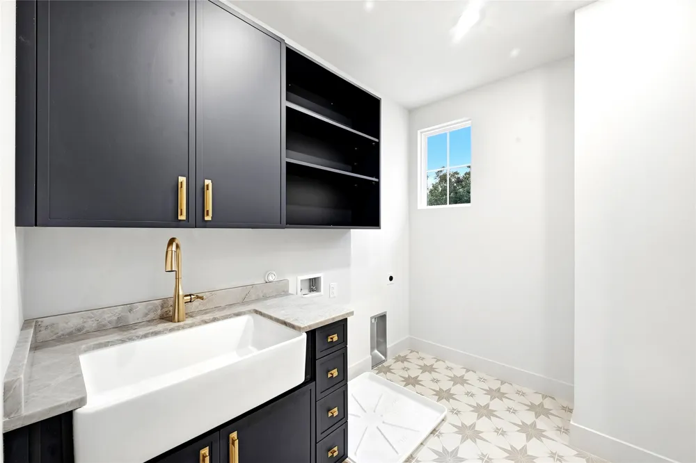 1201 Georgian Street Austin, TX 78756