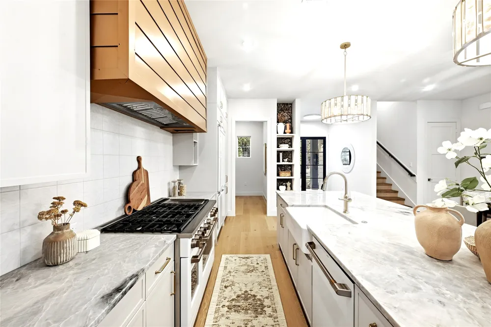 1201 Georgian Street Austin, TX 78756