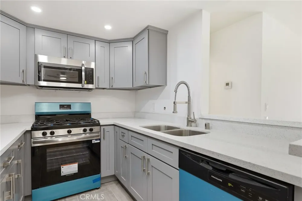 700 W 3rd Street #A209 Santa Ana, CA 92701