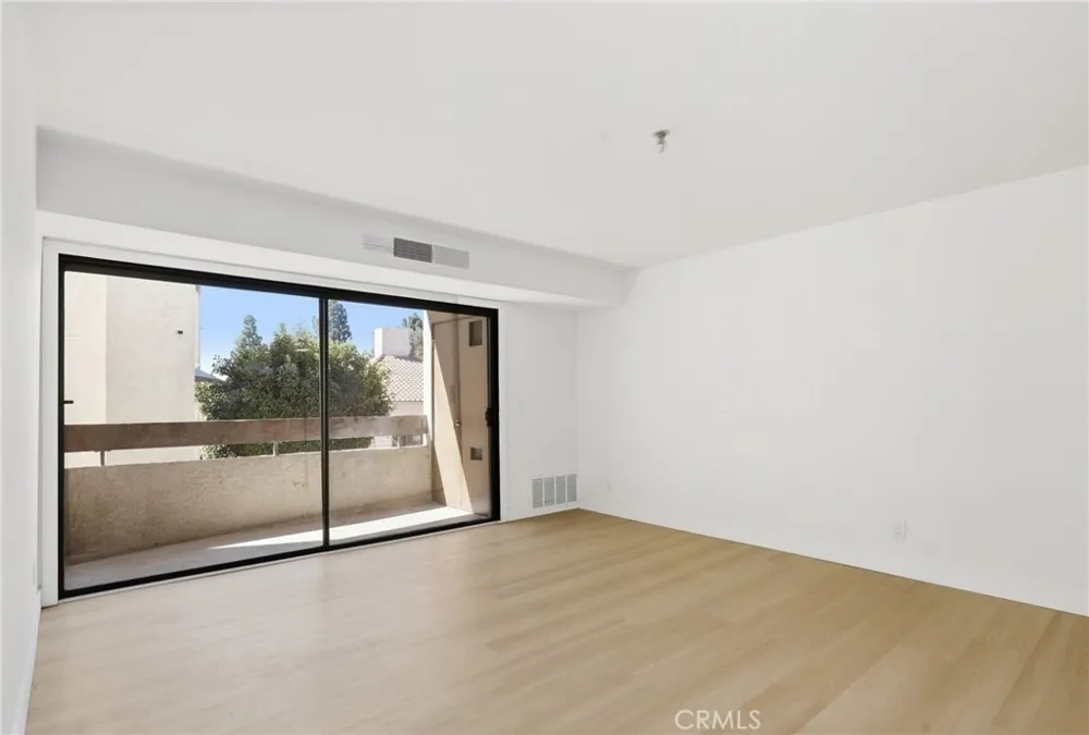 700 W 3rd Street #A209 Santa Ana, CA 92701