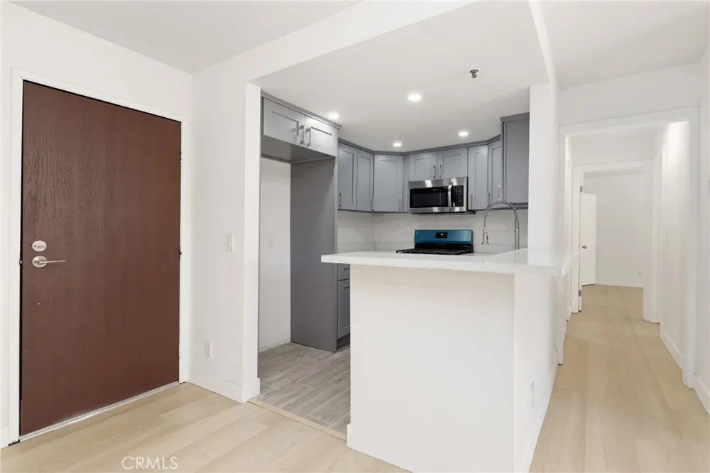 700 W 3rd Street #A209 Santa Ana, CA 92701