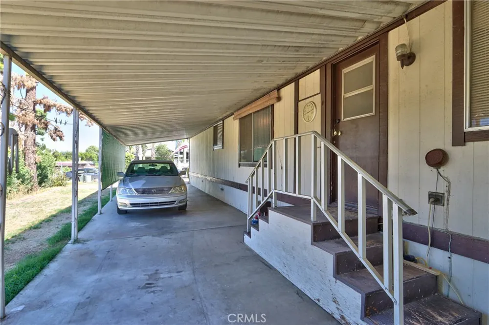 21869 Raynor Wildomar, CA 92595