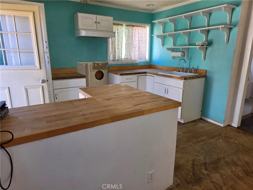 21869 Raynor Wildomar, CA 92595