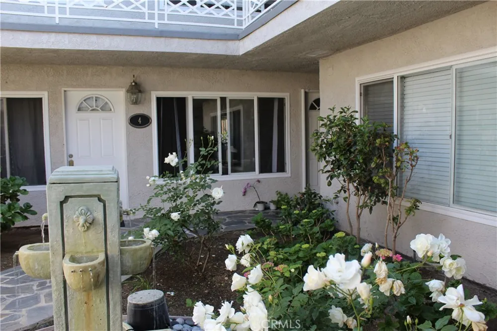 1720 Newport Avenue #5 Long Beach, CA 90804