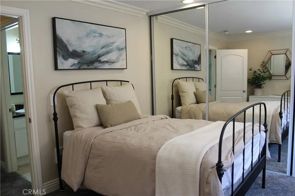 1720 Newport Avenue #5 Long Beach, CA 90804