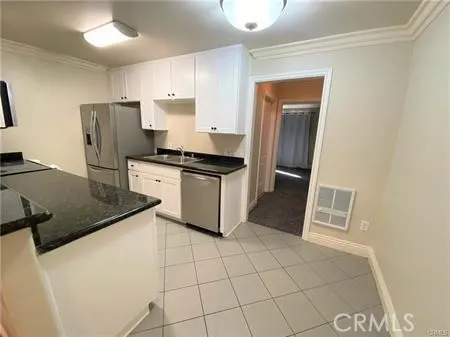 1720 Newport Avenue #5 Long Beach, CA 90804
