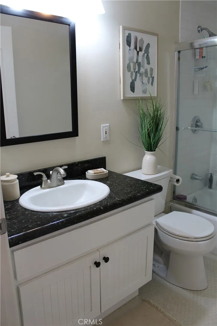 1720 Newport Avenue #5 Long Beach, CA 90804