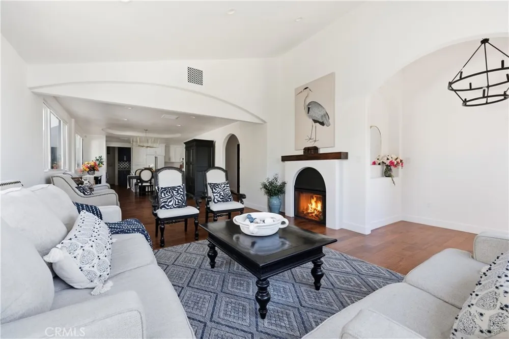 1222 Princeton Drive Glendale, CA 91205
