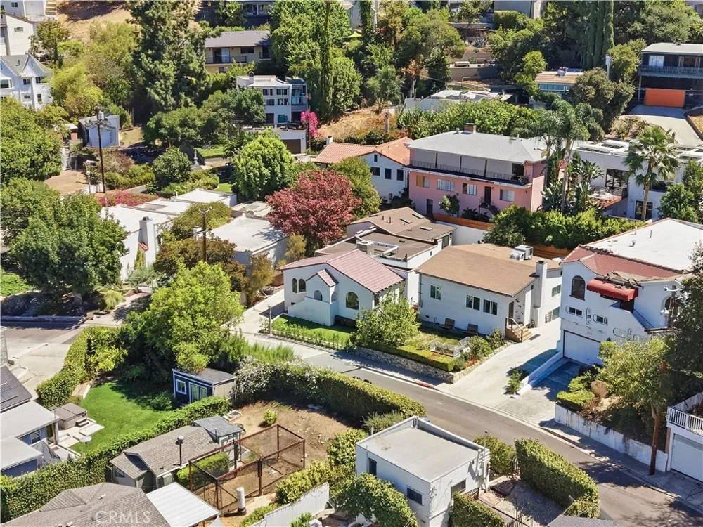 1222 Princeton Drive Glendale, CA 91205