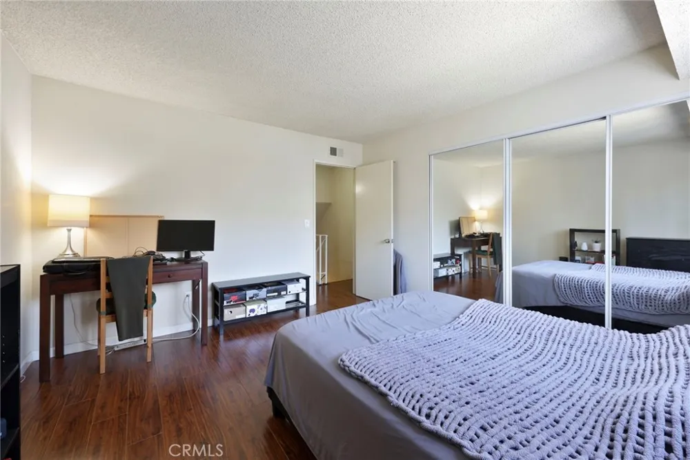 13447 Village Drive Cerritos, CA 90703
