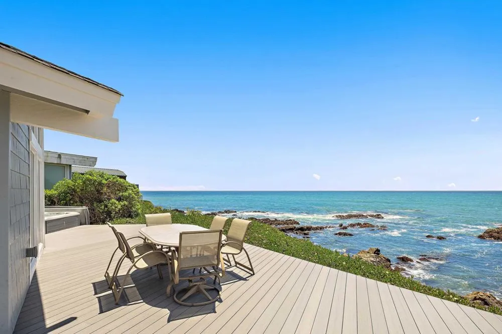 1999 Sherwood Drive Cambria, CA 93428