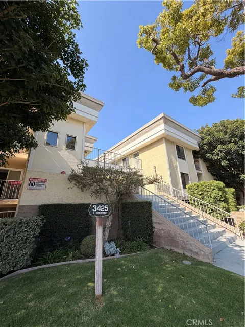 3425 E 15th Street #13D