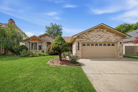43459 Devin Drive