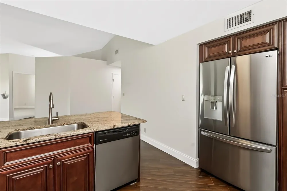 6191 BAHIA DEL MAR BOULEVARD #202 St Petersburg, FL 33715