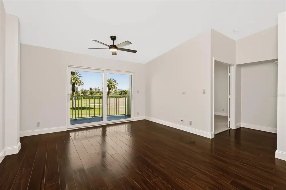 6191 BAHIA DEL MAR BOULEVARD #202 St Petersburg, FL 33715
