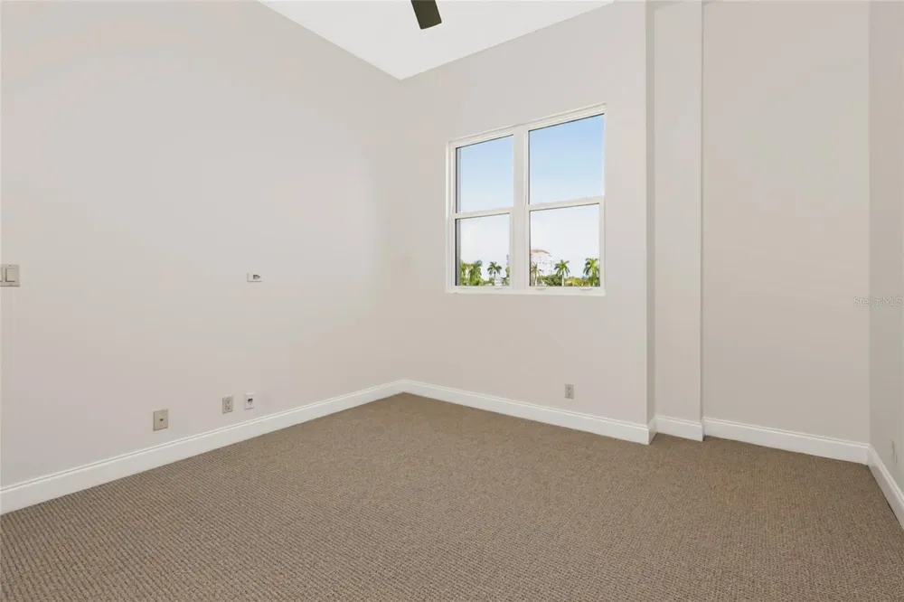 6191 BAHIA DEL MAR BOULEVARD #202 St Petersburg, FL 33715
