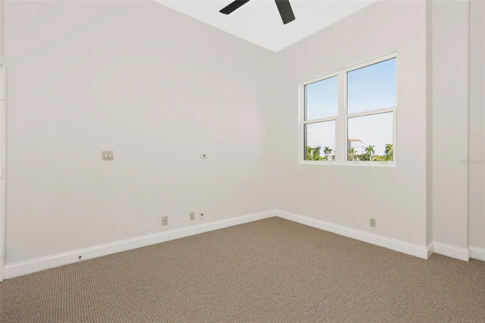 6191 BAHIA DEL MAR BOULEVARD #202 St Petersburg, FL 33715