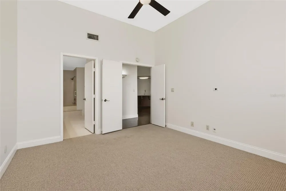 6191 BAHIA DEL MAR BOULEVARD #202 St Petersburg, FL 33715