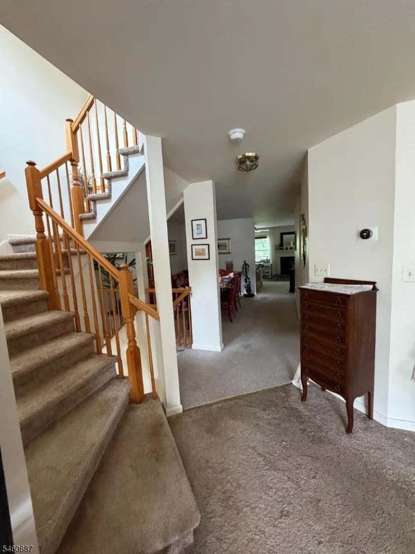 67 Woodmont Dr Randolph, NJ 07869