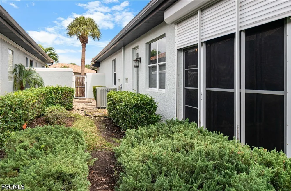 Avila Circle Fort Myers, FL 33913