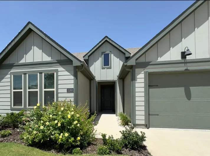 11333 Pecan Creek Providence Village, TX 76227