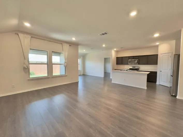 11333 Pecan Creek Providence Village, TX 76227