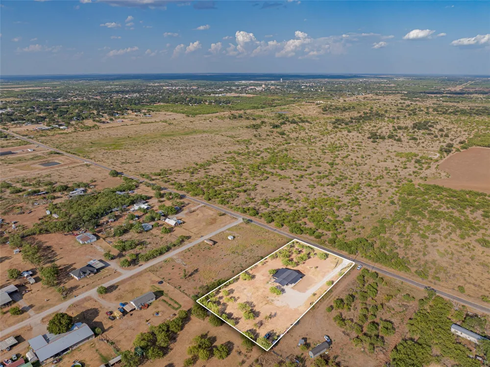 1219 County Road 224 Breckenridge, TX 76424