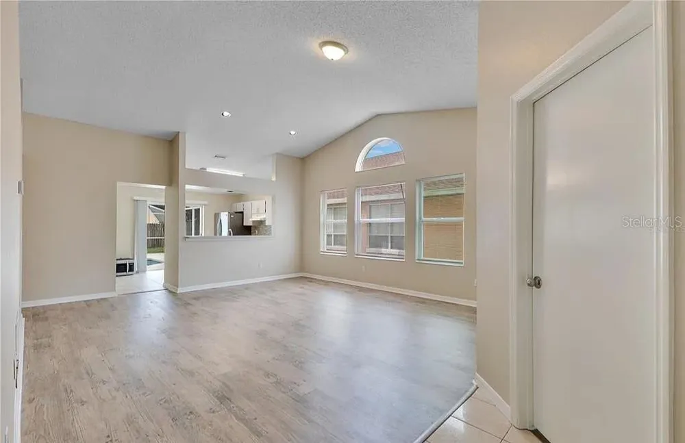 8819 PARLIAMENT COURT Kissimmee, FL 34747