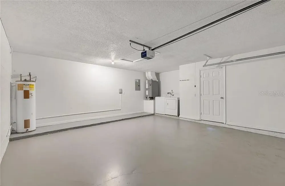 8819 PARLIAMENT COURT Kissimmee, FL 34747