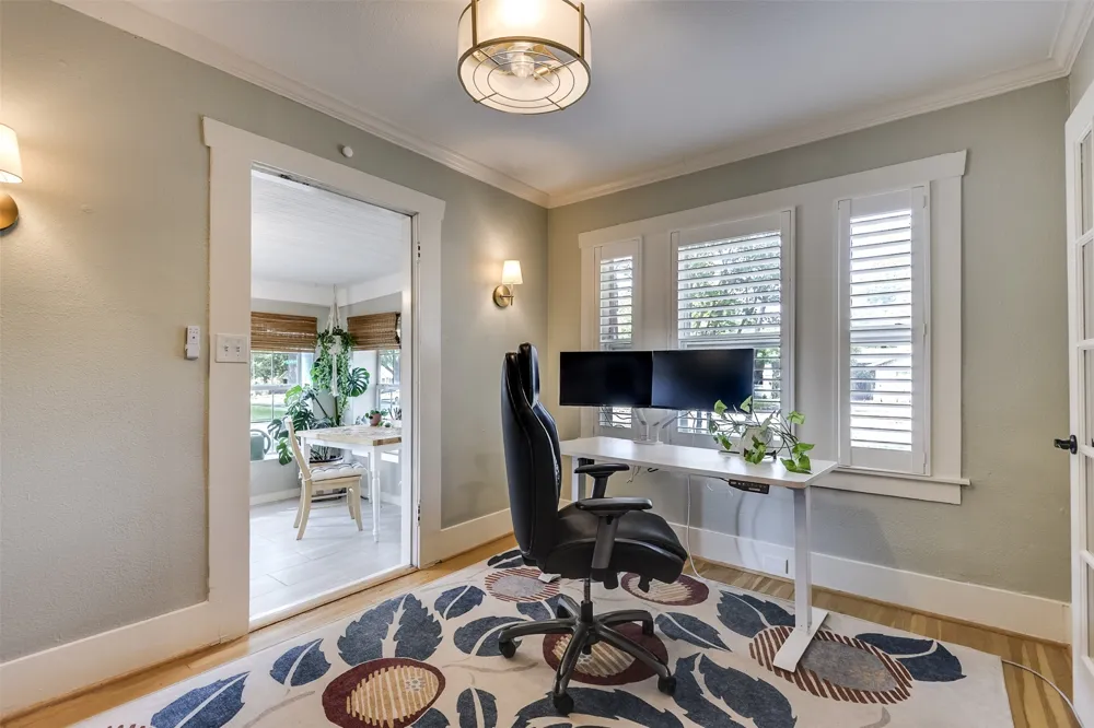 1823 Tremont Avenue Fort Worth, TX 76107