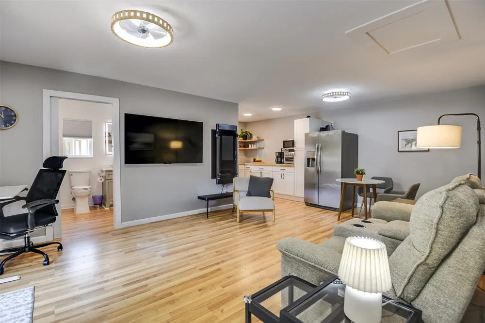 1823 Tremont Avenue Fort Worth, TX 76107