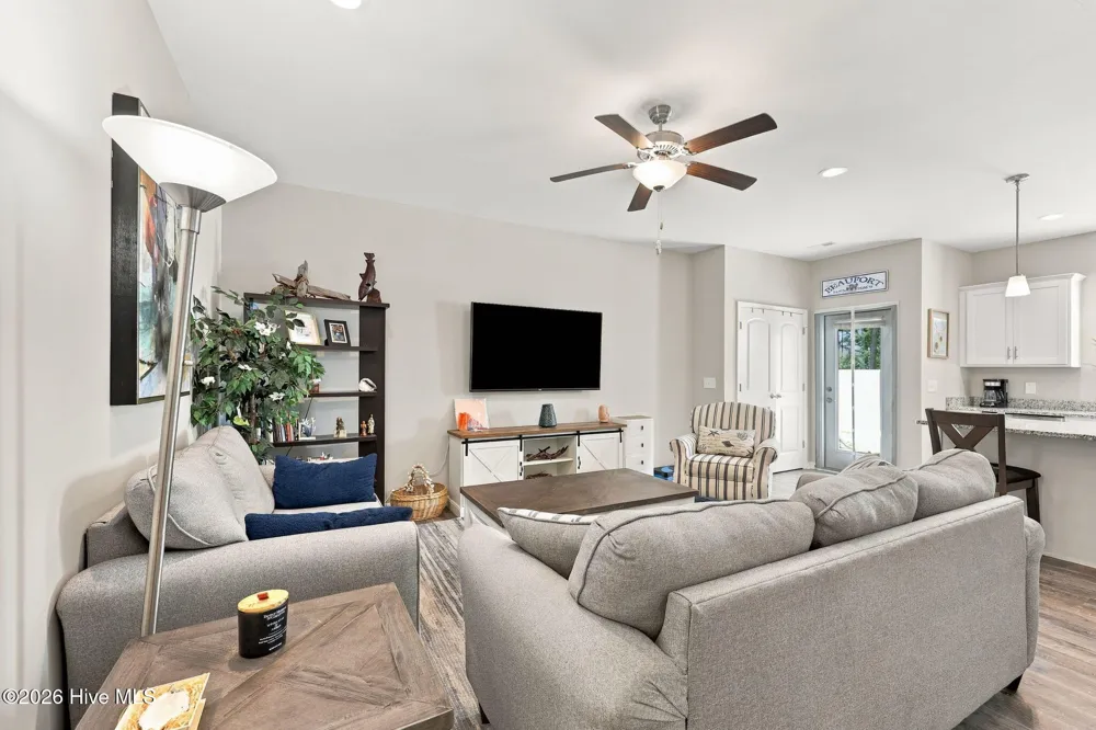 252 Great Egret Way Beaufort, NC 28516