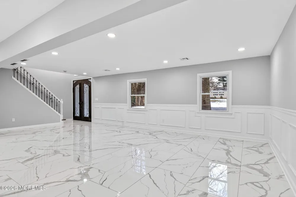 6 Storer Court Morganville, NJ 07751