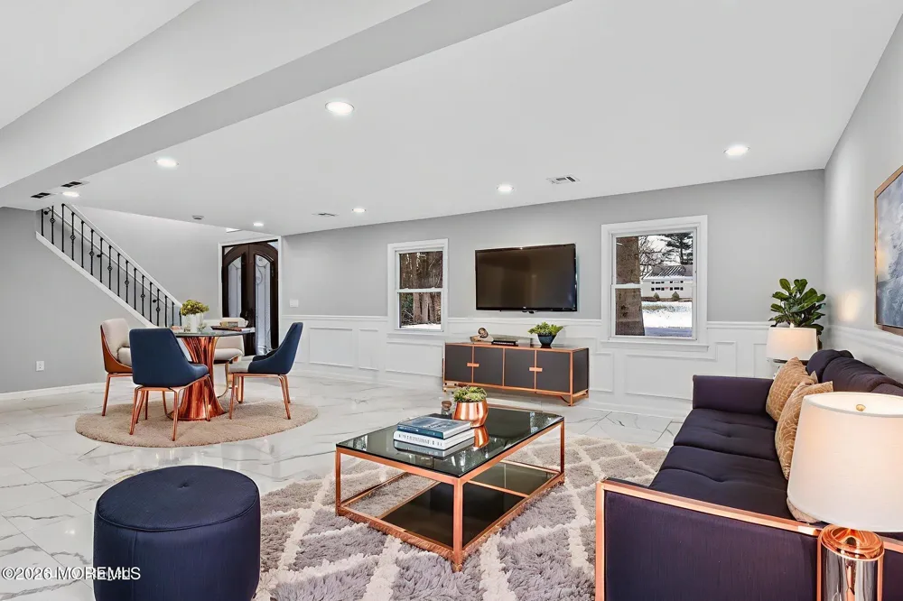 6 Storer Court Morganville, NJ 07751