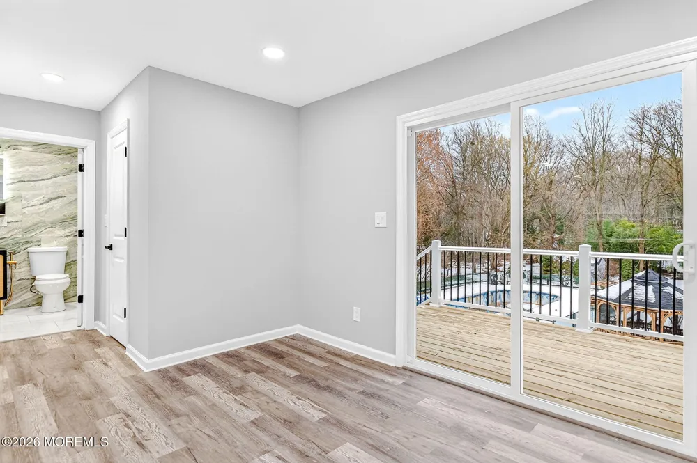 6 Storer Court Morganville, NJ 07751