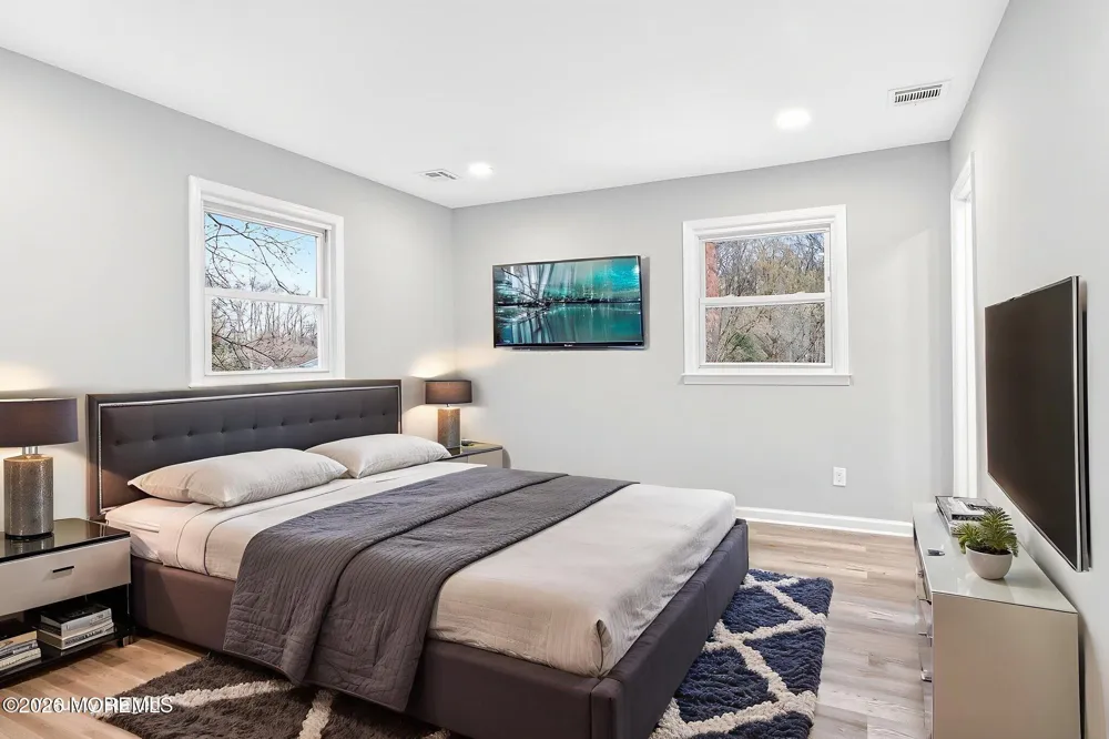 6 Storer Court Morganville, NJ 07751