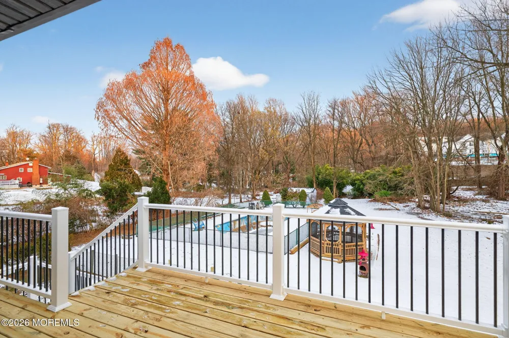 6 Storer Court Morganville, NJ 07751