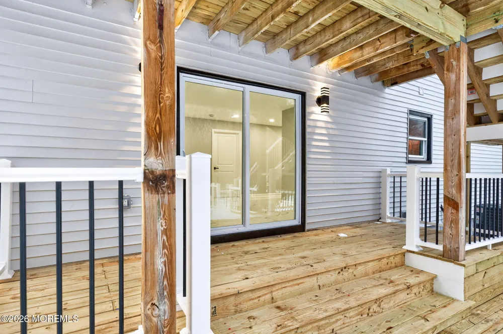 6 Storer Court Morganville, NJ 07751