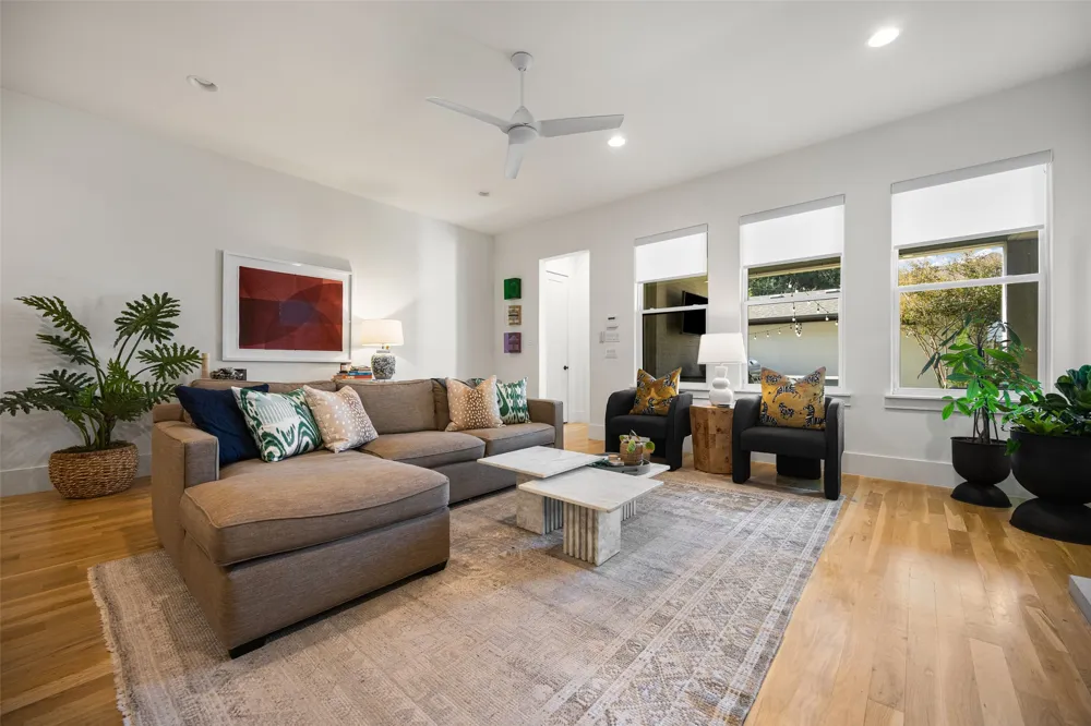 5622 Matalee Avenue Dallas, TX 75206