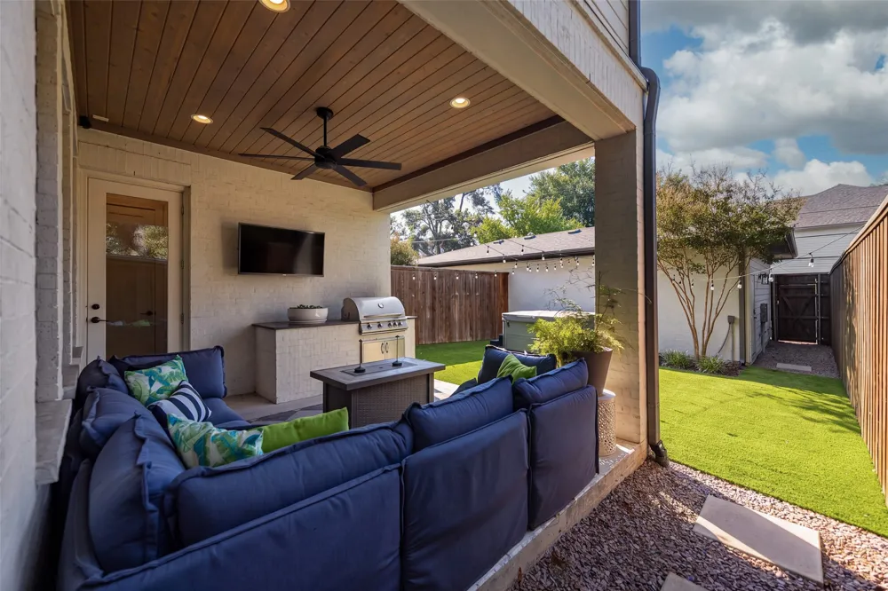 5622 Matalee Avenue Dallas, TX 75206