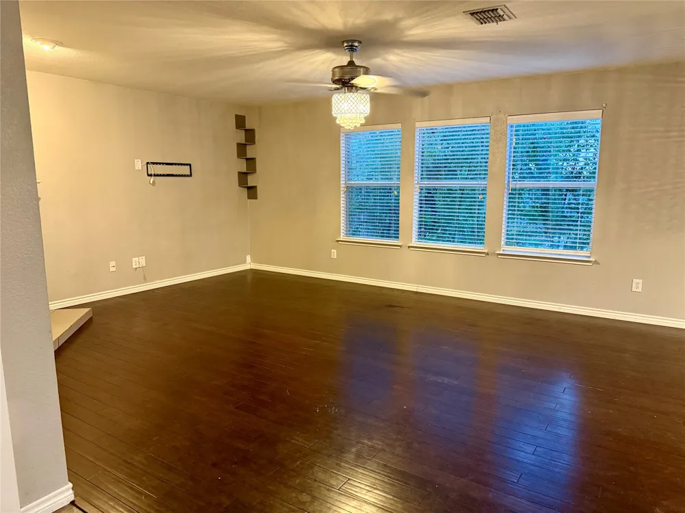 1024 Grimes Drive Forney, TX 75126